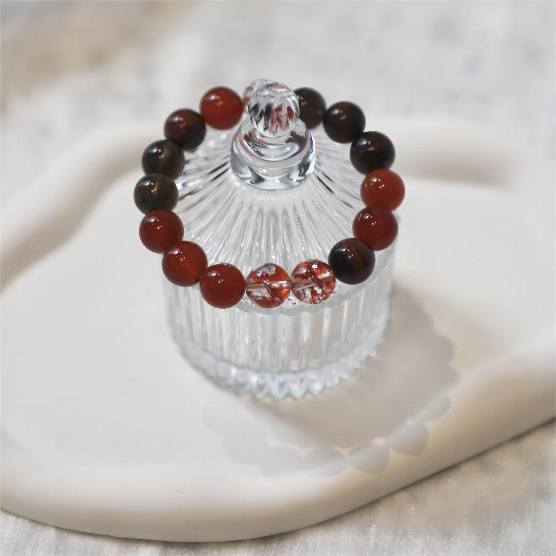 Crimson Vampire Elegance Beaded Bracelet: A Crystalline Amulet of Power